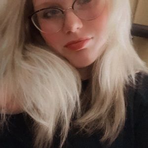 Meet your Posher, Lucy